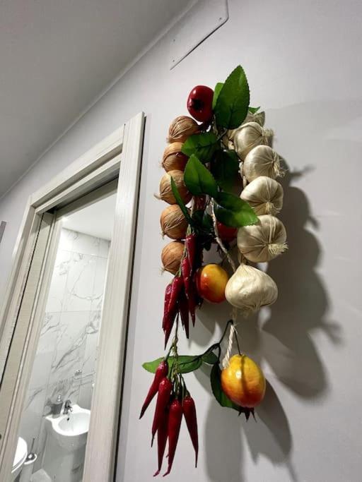 White House Spacca Napoli Exterior photo